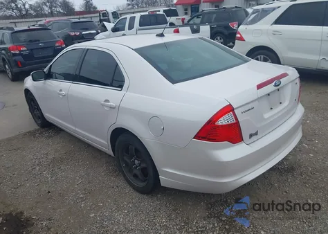 2010 Ford Fusion Se z USA, uszkodzony, nr VIN 3FAHP0HAXAR343059